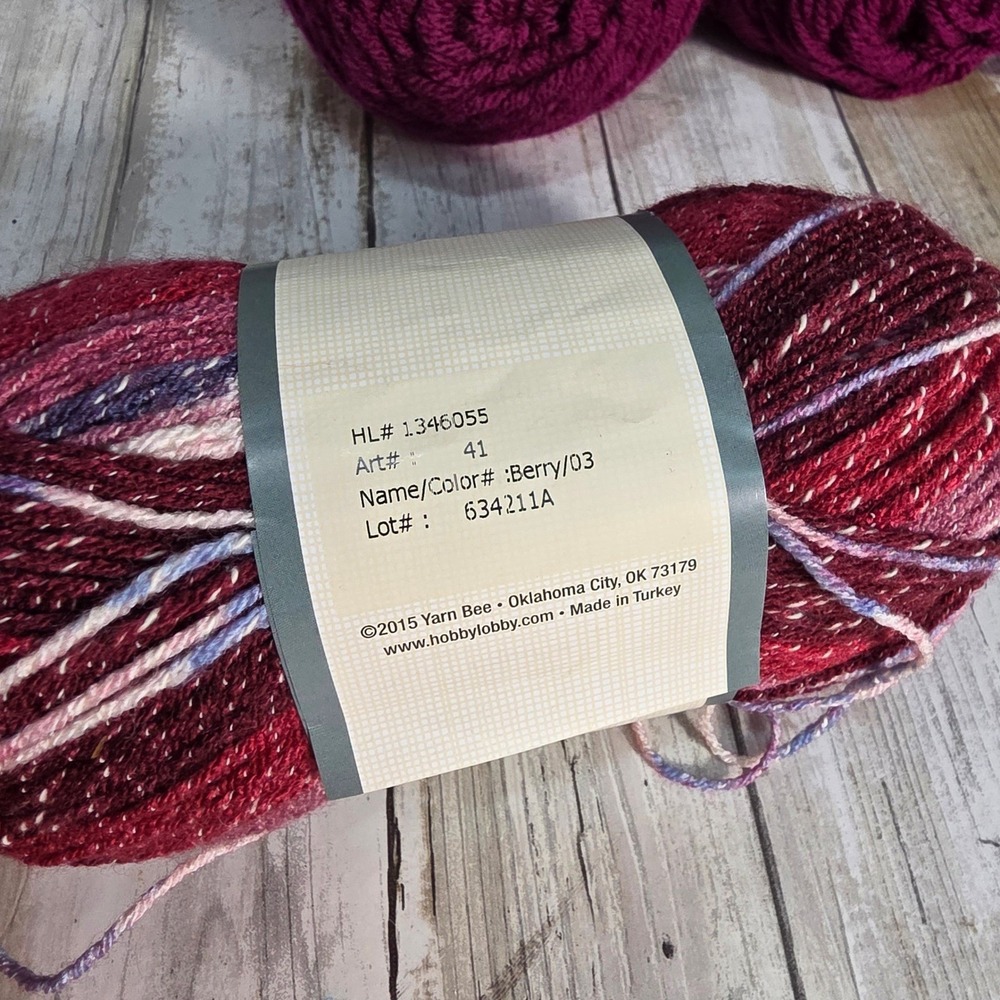 Lion Brand Scarfie & Yarn Bee Urban Chic Yarn Lot Cranberry Berry Plum 4 Skeins - Picture 4 of 5